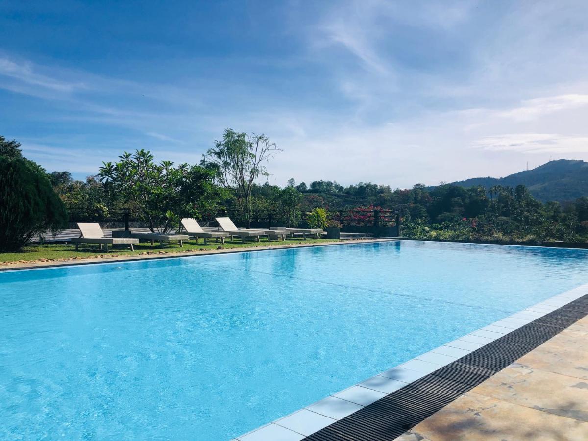 Elegant Hotel Kandy Luaran gambar
