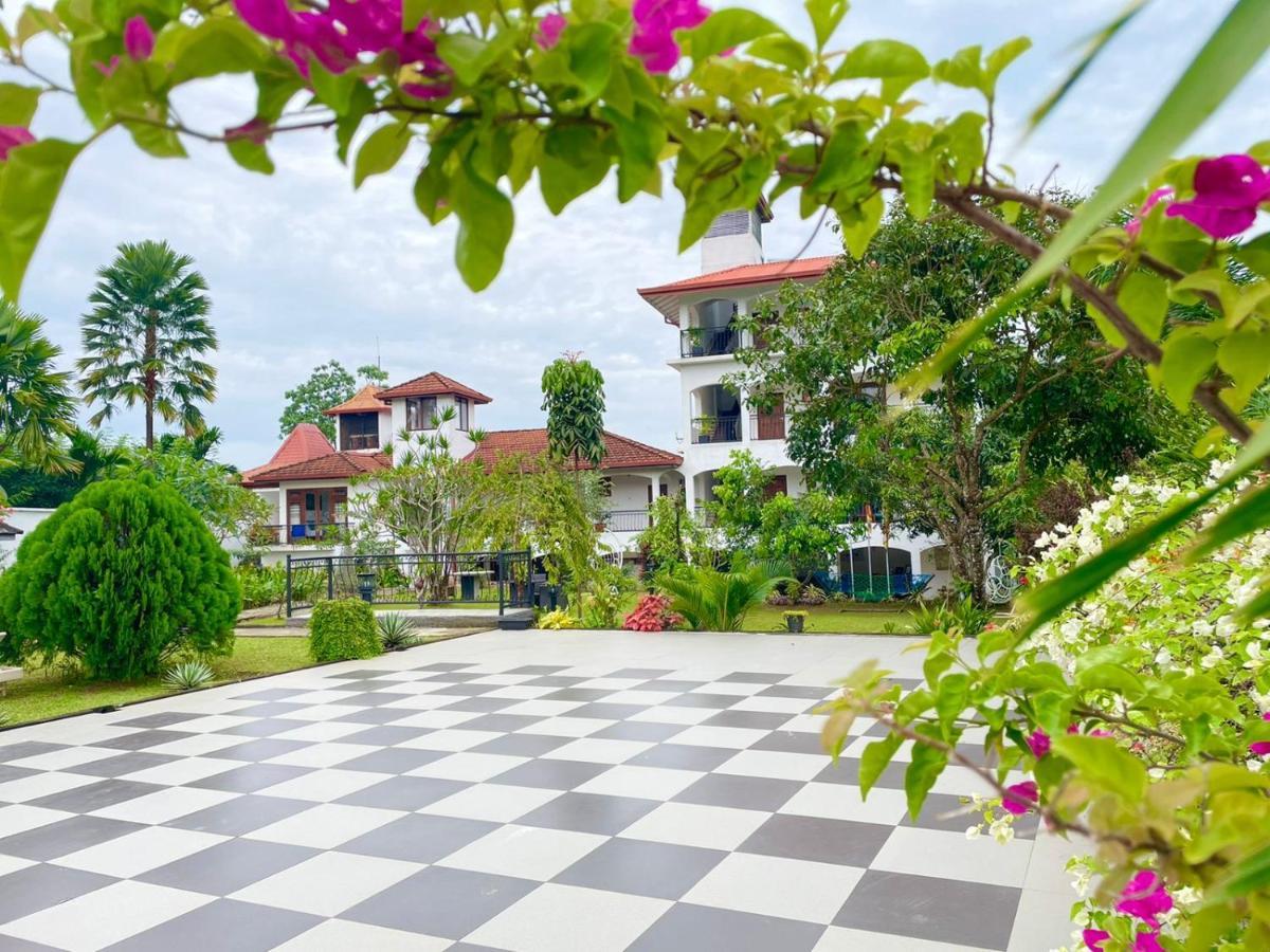 Elegant Hotel Kandy Luaran gambar