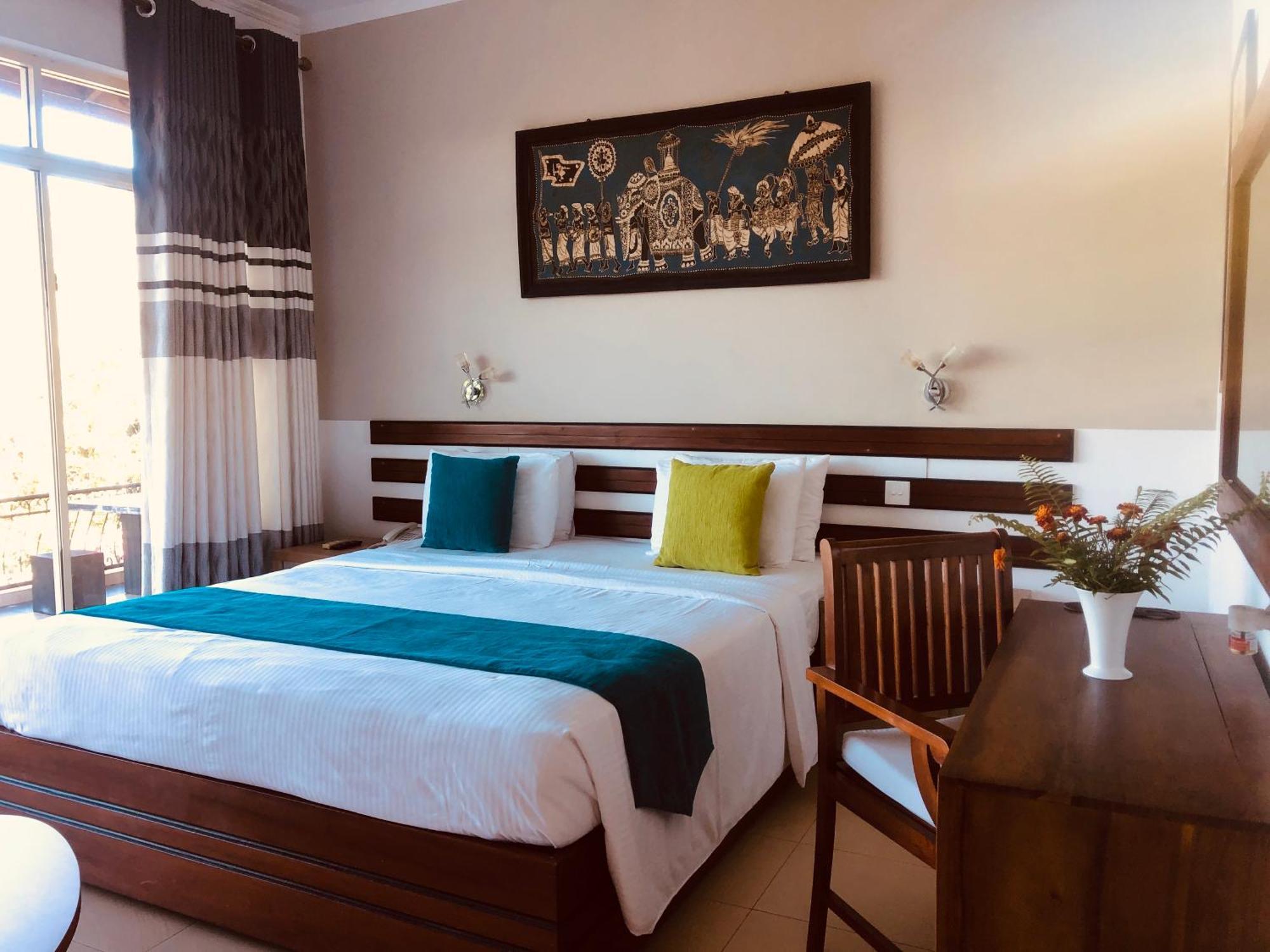 Elegant Hotel Kandy Luaran gambar