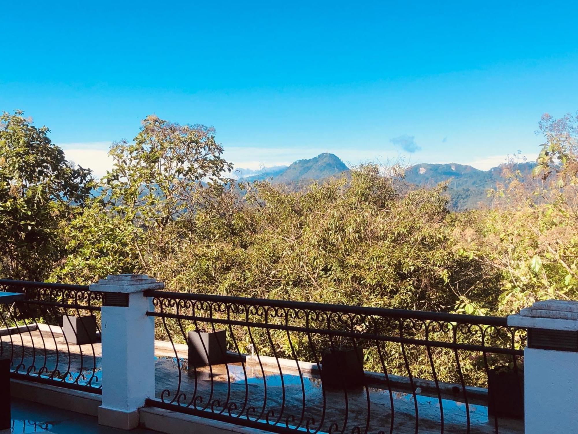 Elegant Hotel Kandy Luaran gambar