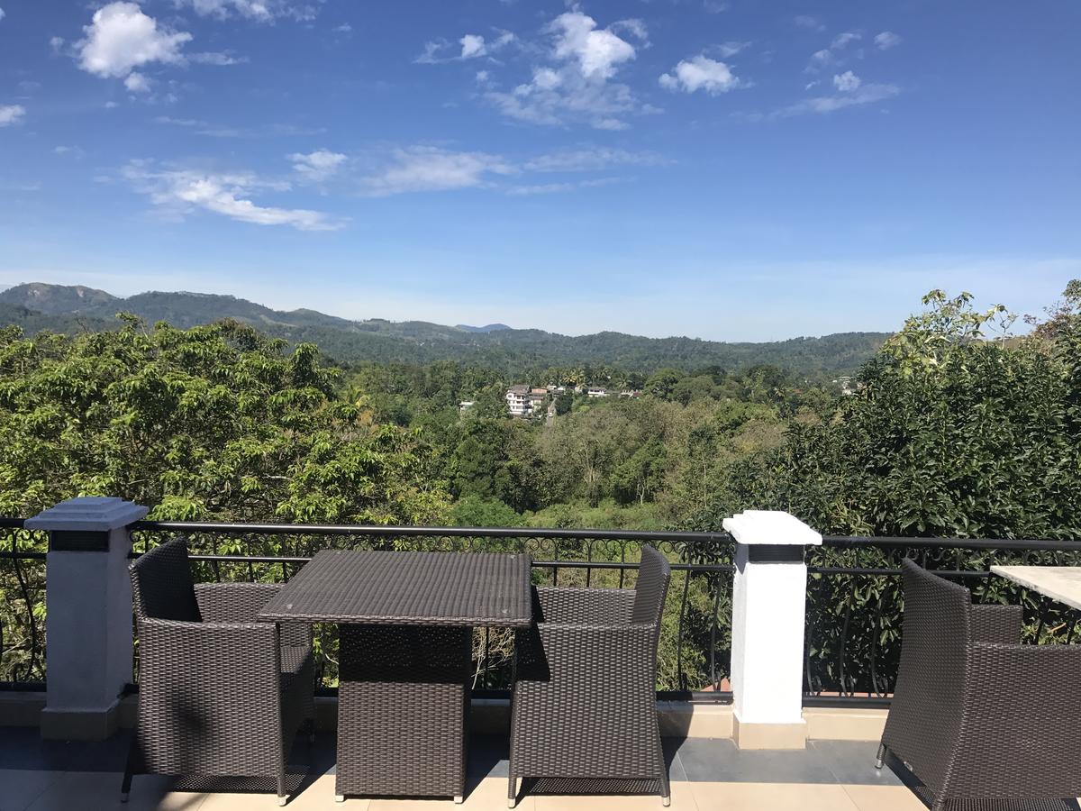 Elegant Hotel Kandy Luaran gambar