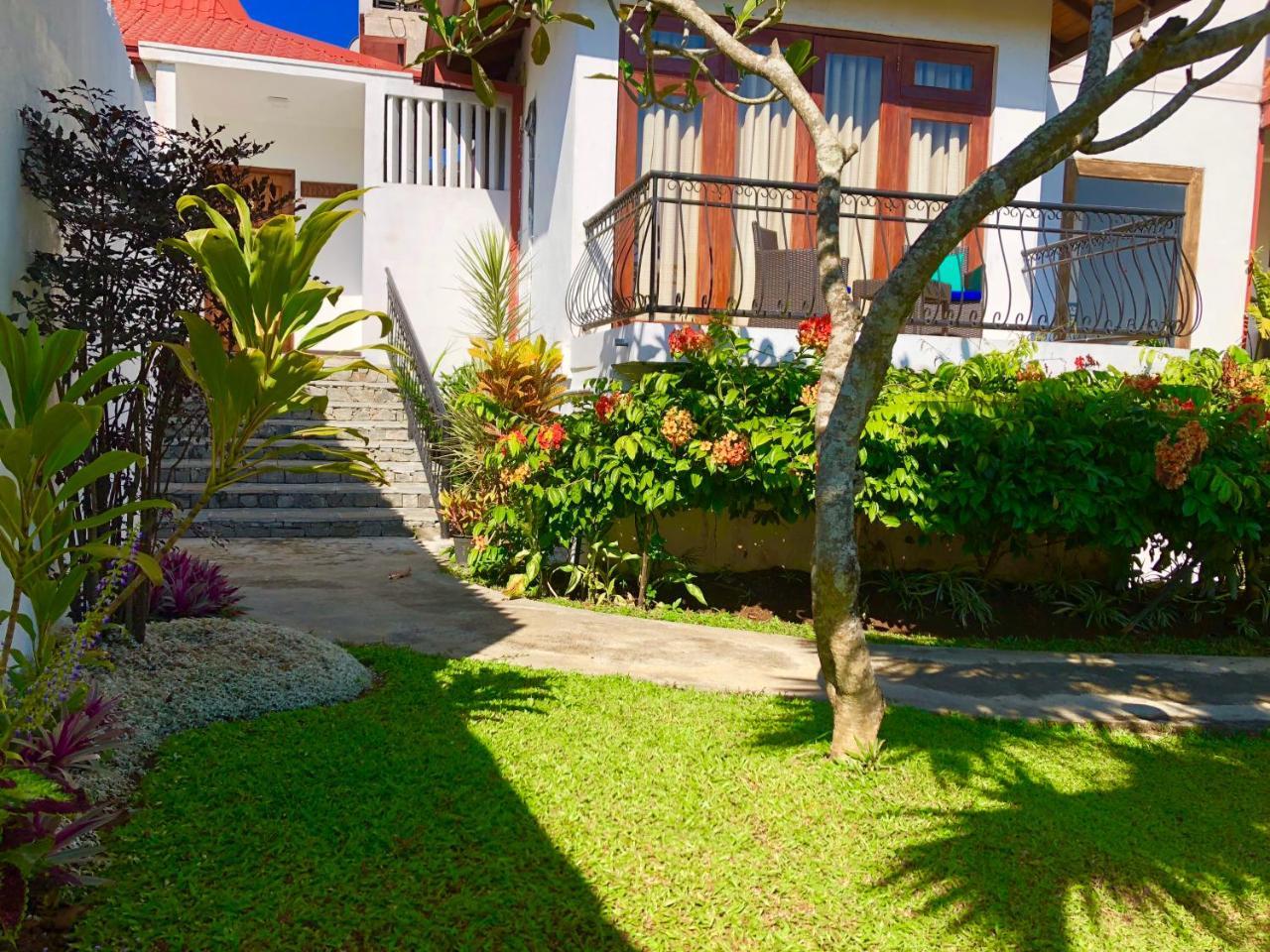 Elegant Hotel Kandy Luaran gambar
